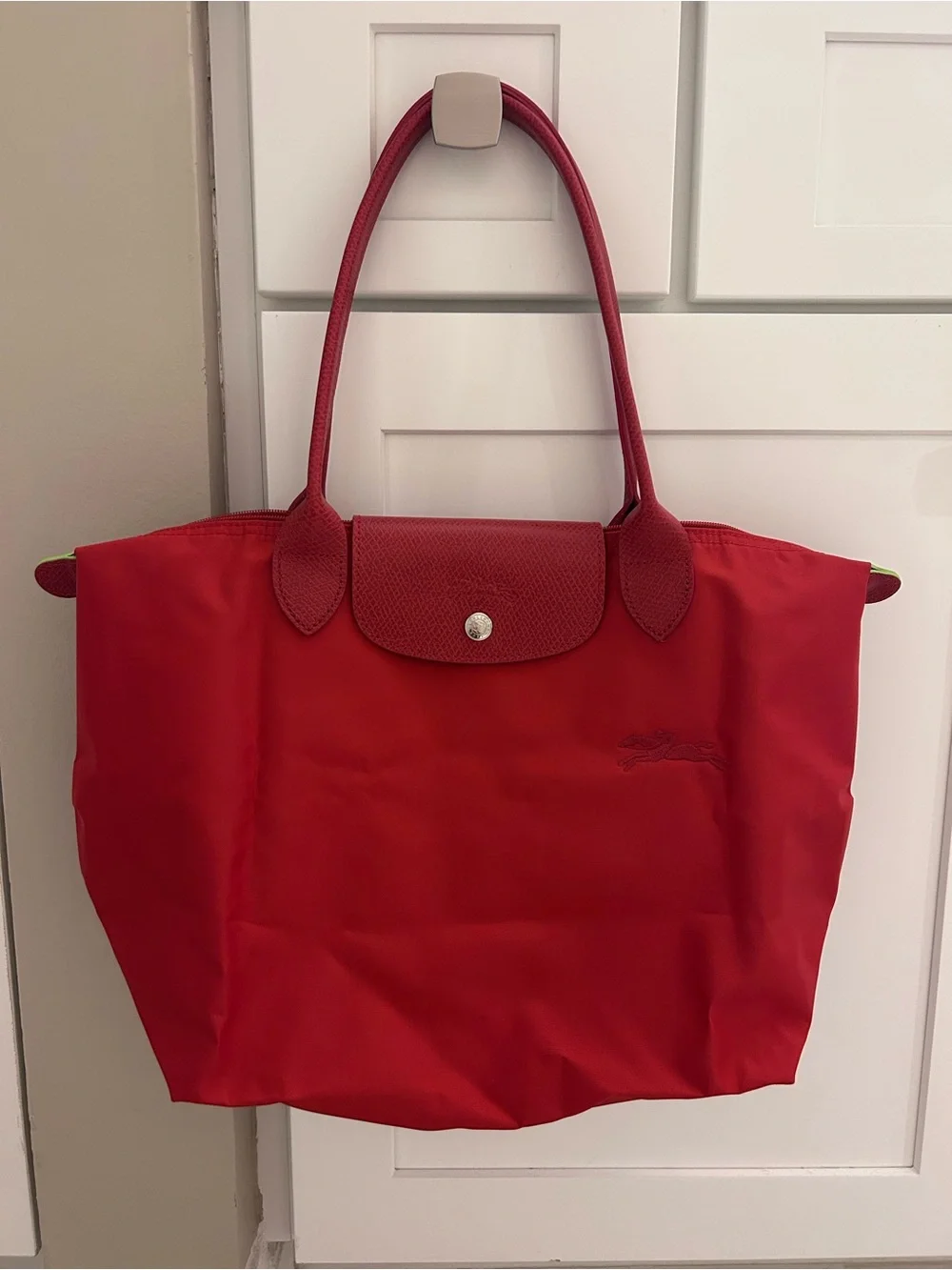 Longchamp Le Pliage Medium - Color Tomato - Picture 1 of 6